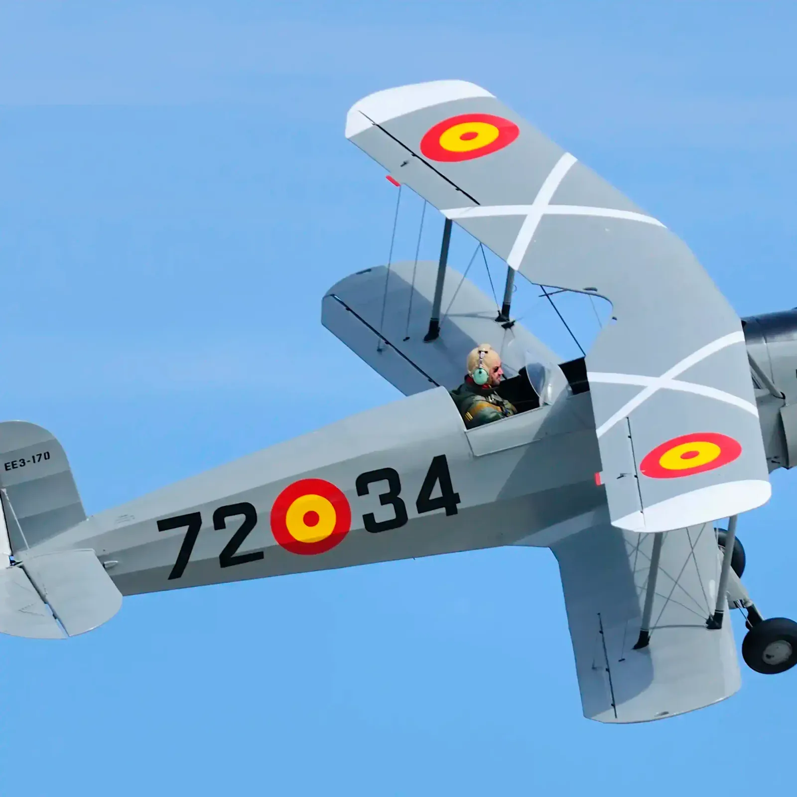 Bücker Bü 131 Jungmann en vuelo